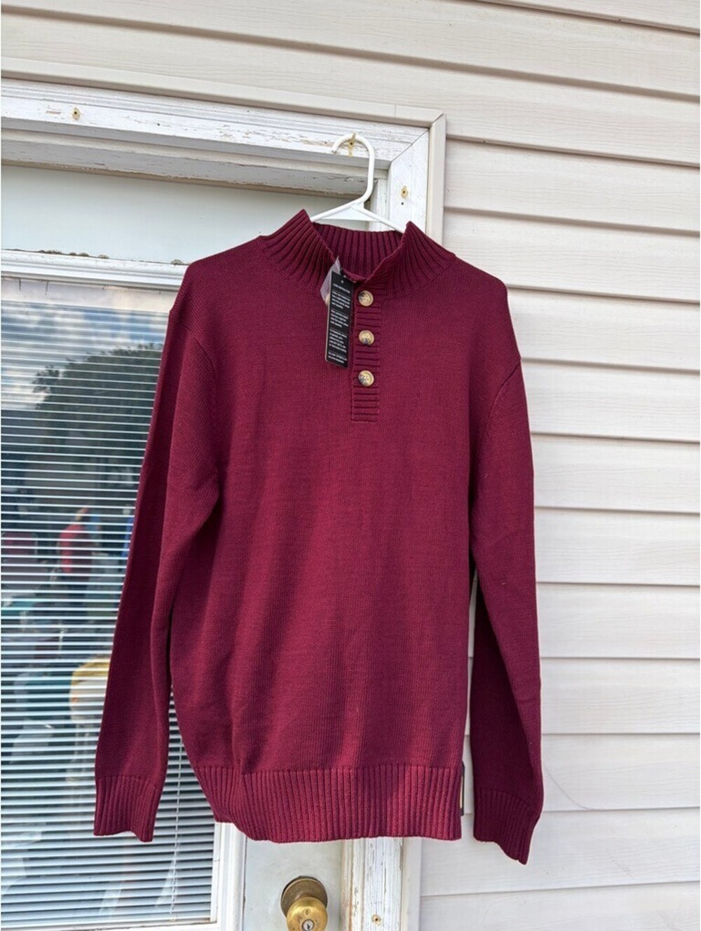 Men's Knit Sweater Size Large NWT